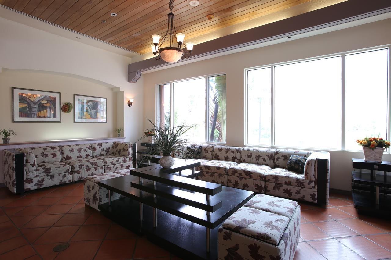 Hotel Santa Fe Tamuning Zewnętrze zdjęcie